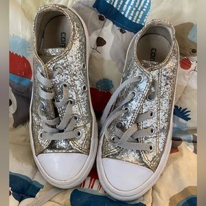 Bundle only. Girls Converse sparkle silver size 12T